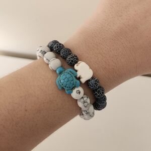Set of 2 Fahlo Animal Tracking Stretch Stone Bracelets Sea Turtle And Elephant